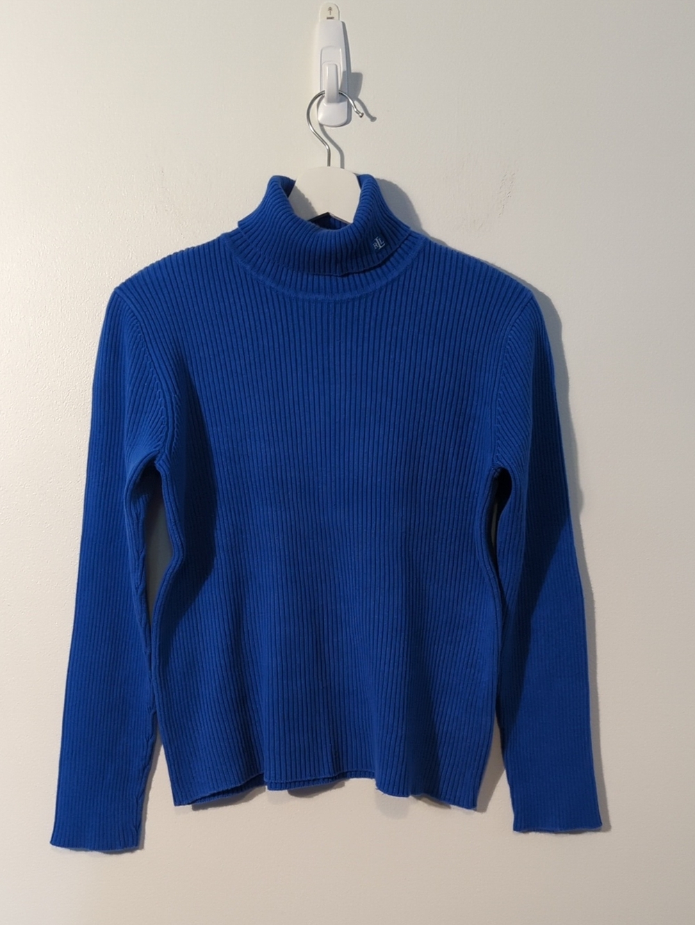 RALPH LAUREN electric blue ribbed turtleneck sweater - size medium